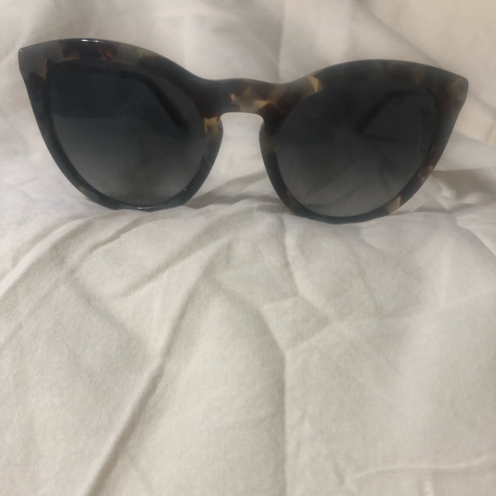 TORY BURCH POLARIZED SUNGLASSES